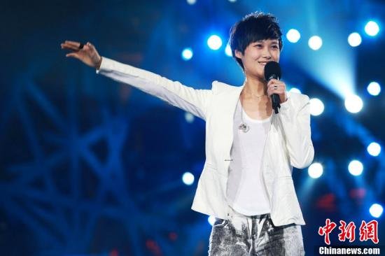 ����ƾ������Ƚ����ݣ��ں�̨����Լ�����