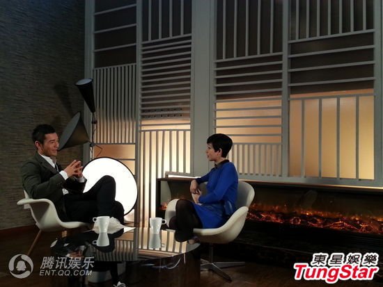 黄晓明:公开恋情要看心情 曾遇车祸被前女友甩