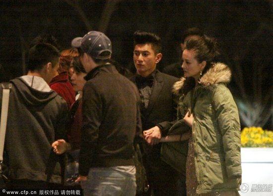 吴奇隆澄清与戴娇倩绯闻:是去年4月拍到的旧照